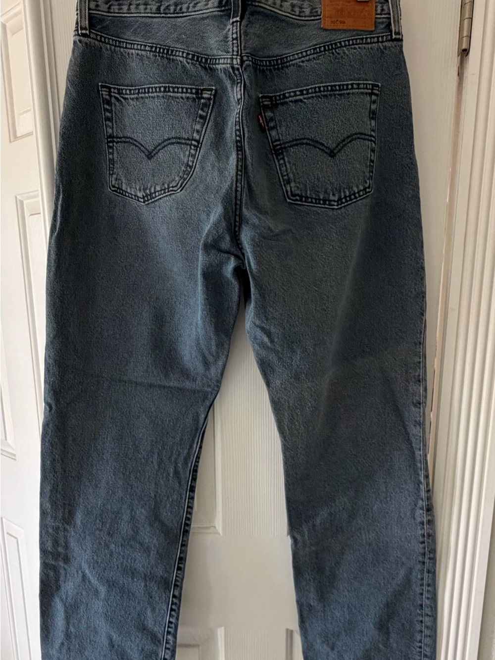 Levi's 501 90s Loose Fit  Button fly Women's Jeans 31x32 - Picture 2 of 5